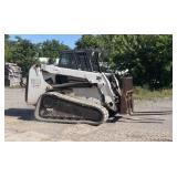 T250 Bobcat with forks attachment 3960 hours