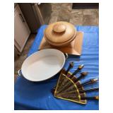 Wood bowl and tray, chopsticks and a PILCO6 quart