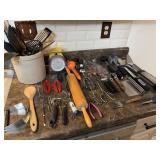 Kitchen gadgets, including croc with utensils