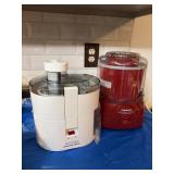 Start frozen yogurt/ice cream maker and Hamilton
