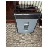 Paper shredder