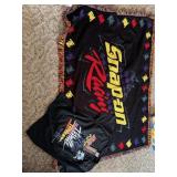 Snap on throw and adult Large t shirt
