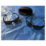 2 pair menï¿½s sunglasses. OAKEY with case (these
