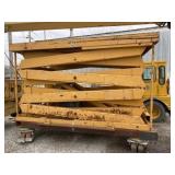 Three phase scissor lift seller states in working