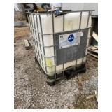 330 Gal DEF tote & approx. 50 gal of DEF