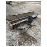 Salt spreader for the back of a truck