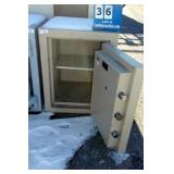 AMVAOLT HIGH SECURITY SAFE (AMSEC) **NO AMVAOLT HIGH SECURITY SAFE (AMSEC) **NO