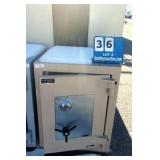 AMVAOLT HIGH SECURITY SAFE (AMSEC) **NO AMVAOLT HIGH SECURITY SAFE (AMSEC) **NO