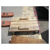 4-WHEEL WOODEN FLAT DOLLY 4-WHEEL WOODEN FLAT DOLLY