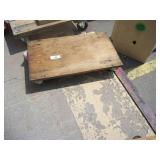 4-WHEEL WOODEN FLAT DOLLY 4-WHEEL WOODEN FLAT DOLLY