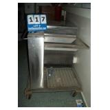 WYATT TRAY SERVER WYATT TRAY SERVER