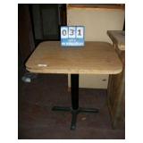 METAL/WOOD TABLE METAL/WOOD TABLE