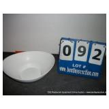 BIG PLASTIC CONTAINER W/ PLASTIC BOWLS BIG PLASTIC CONTAINER W/ PLASTIC BOWLS