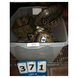BIN: ASSORTED DECORATIVE METAL WARE BIN: ASSORTED DECORATIVE METAL WARE