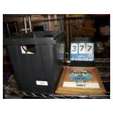BIN: ASSORTED SIZE PICTURE/PLAQUE FRAMES BIN: ASSORTED SIZE PICTURE/PLAQUE FRAMES