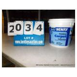663 HENRY OUTDOOR CARPET ADHESIVE, 1 GALLON