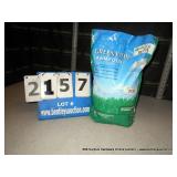BAG: GREENVIEW LAWN FOOD, 8 LBS