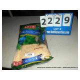BAG: KAYTEE CRACKED CORN, 10 LBS.