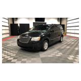 2009 Chrysler Town and Country Touring