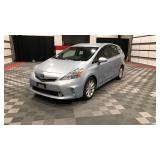 2012 Toyota Prius v 2012 Toyota Prius v
