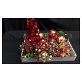 Box of miscellaneous Christmas ornaments Garland