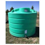 1650 Gallon Green water tank