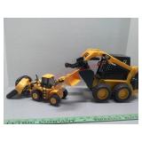 Cat skid steer, cat bucket loader