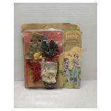 The sunshine family dress-up kits