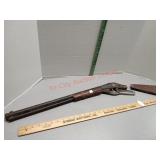 Daisy BB gun, handle broken as shown