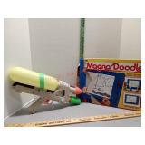 Watergun, Magna Doodle