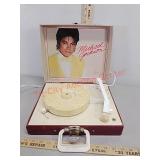 Michael Jackson Record Player, turns on & Turn