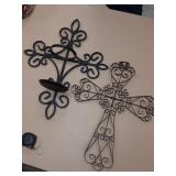 2 metal cross deco