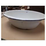 enamel pan