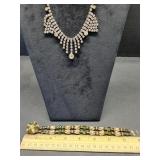 * Vintage rhinestone necklace & green & gold