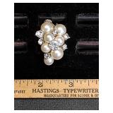 * Faux pearl & rhinestone cocktail statement