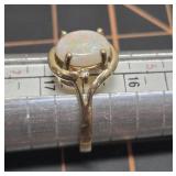 10kp marked opal(?) Ring size 6