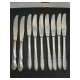 Flatware knives