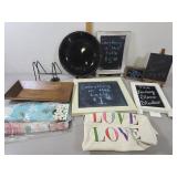 Display and advertising items