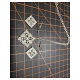 Necklace and earring set