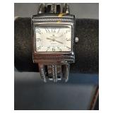 * Authentic Premier Designs 'Cairo' hinged