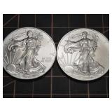 2 qty 2009 1oz .999 Silver Eagles
