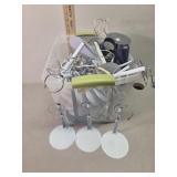 Tote of Doll stands