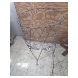 Folding basket