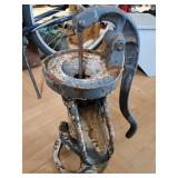 > Antique Trahern cast iron pitcher pump 19hx12w