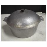 Wagner Ware Dutch oven Magnalite pot vintage