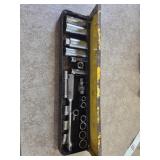 Crescent socket set