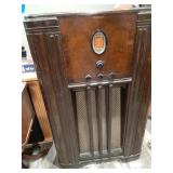 Philco radio works