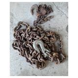 2 heavy chains w hooks