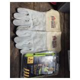 Saftey vest and gloves