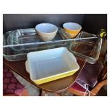 Pyrex casserole dishes & bowls